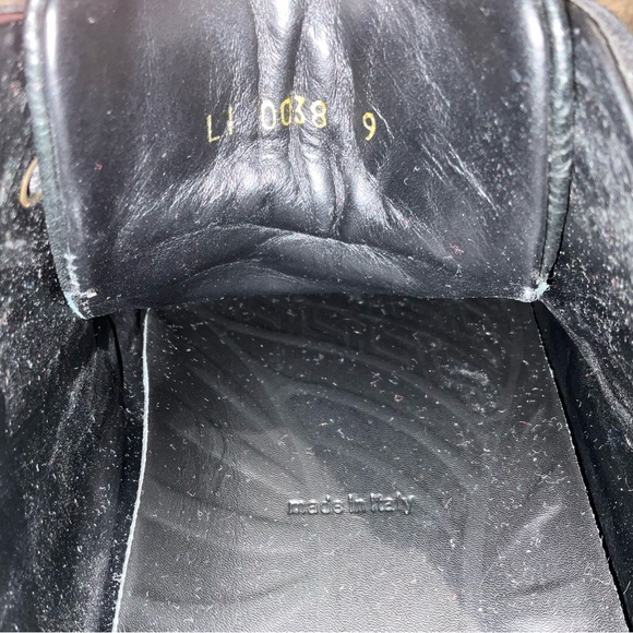 Louis Vuitton Paris Men's Black Sneakers - Picture 7 of 7